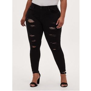 Torrid Bombshell Skinny Jean Black Stretch 22 Tall
